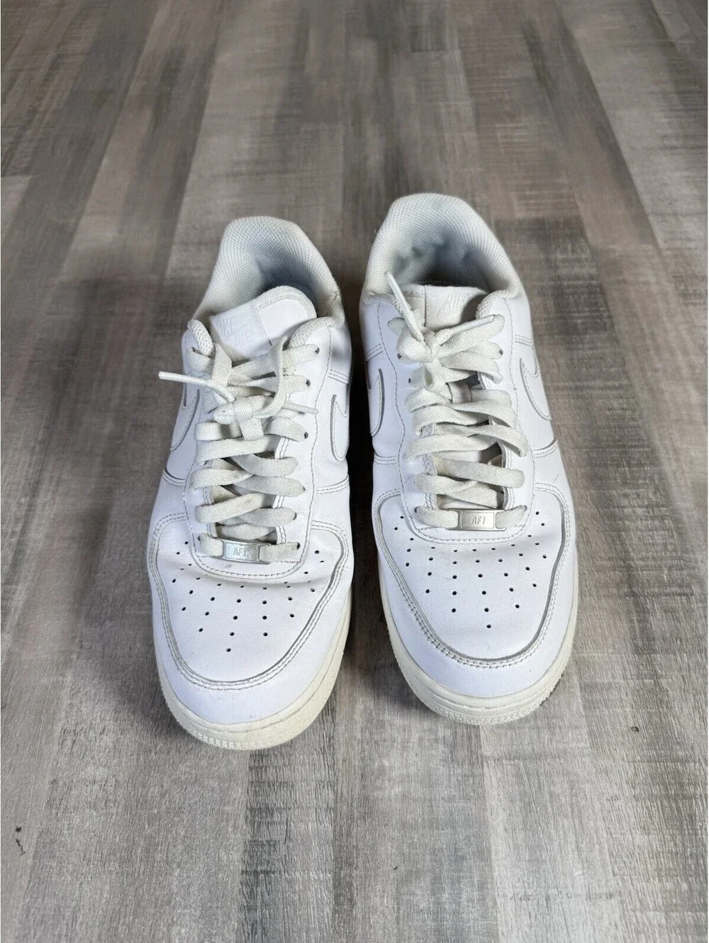 Nike Air Force 1 07 Triple White Sneakers Men's Size 8.5 Leather CW2288-111